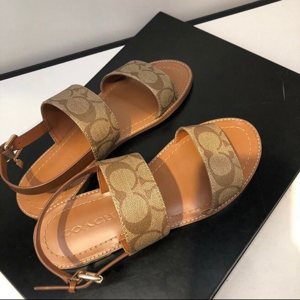 ✨COACH SANDALS✨